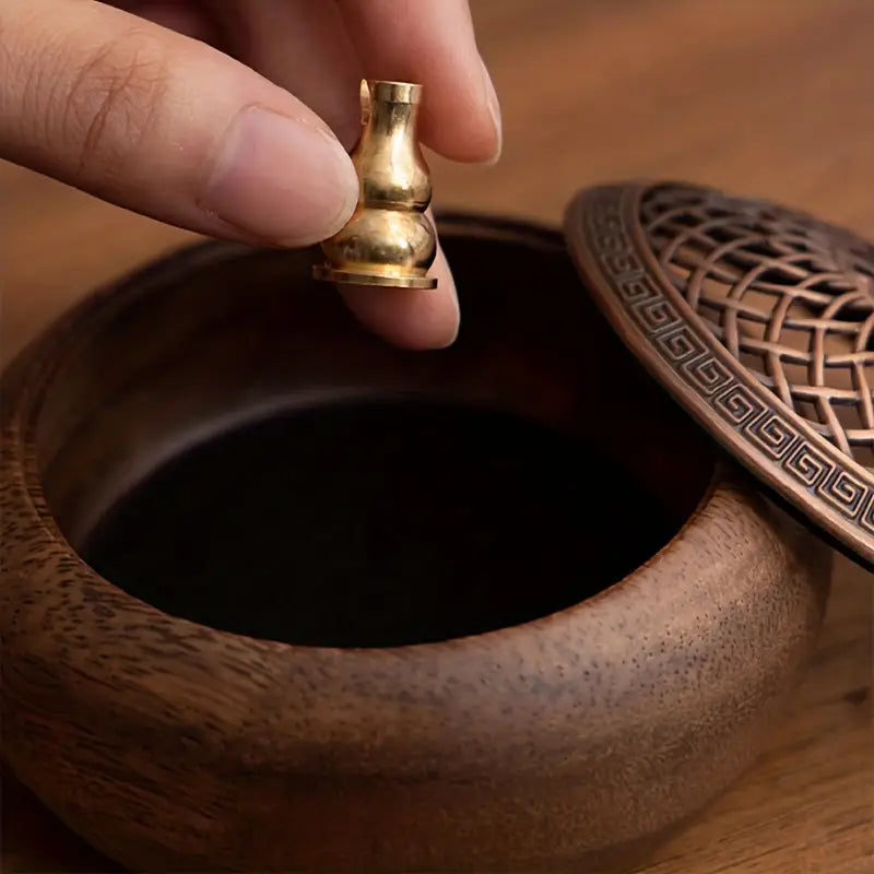 Laoyeboubi Premium Walnut Wood Incense Burner