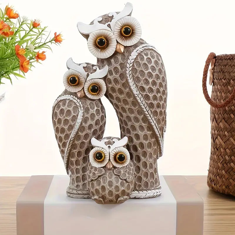 Chic Owl Family Resin Decor