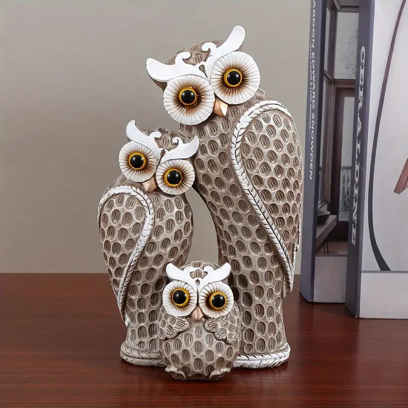 Chic Owl Family Resin Decor