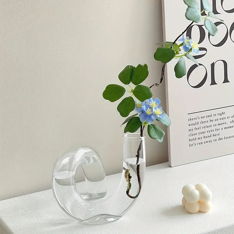 1-Piece Modern Creative Irregular Shaped Glass Vase