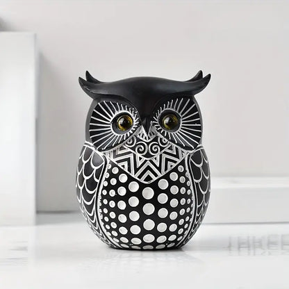 Modern Simple Resin Statue Owl Animal Sculpture